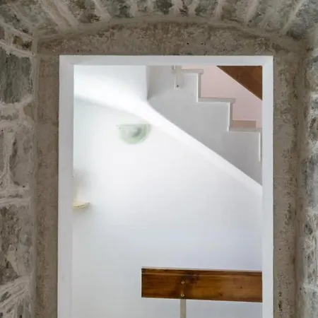 Zana - 30 M From Sea Apartment